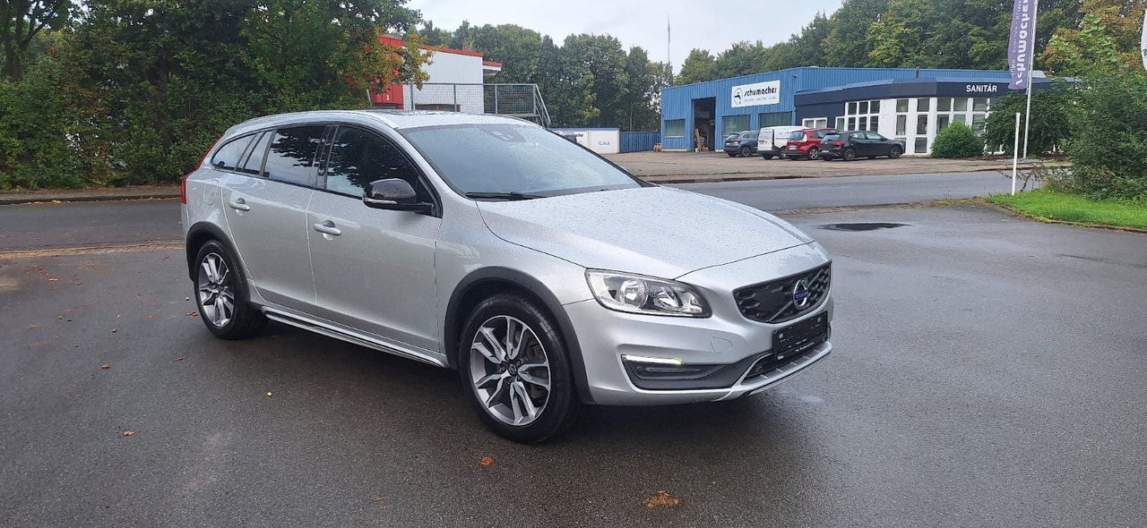 Volvo V60 Cross Country Summum AWD - PKW: das Bild 1 Volvo V60 Cross Country Summum AWD - PKW: das Bild 1