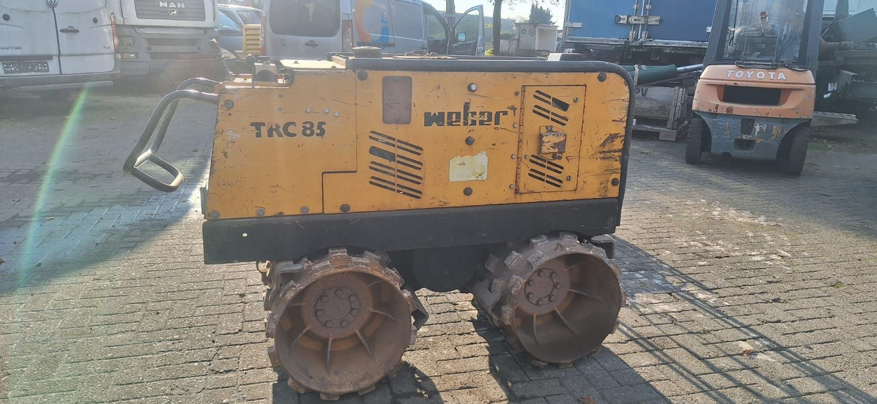 Weber TRC85 Walze - Kleine Walze: das Bild 2 Weber TRC85 Walze - Kleine Walze: das Bild 2