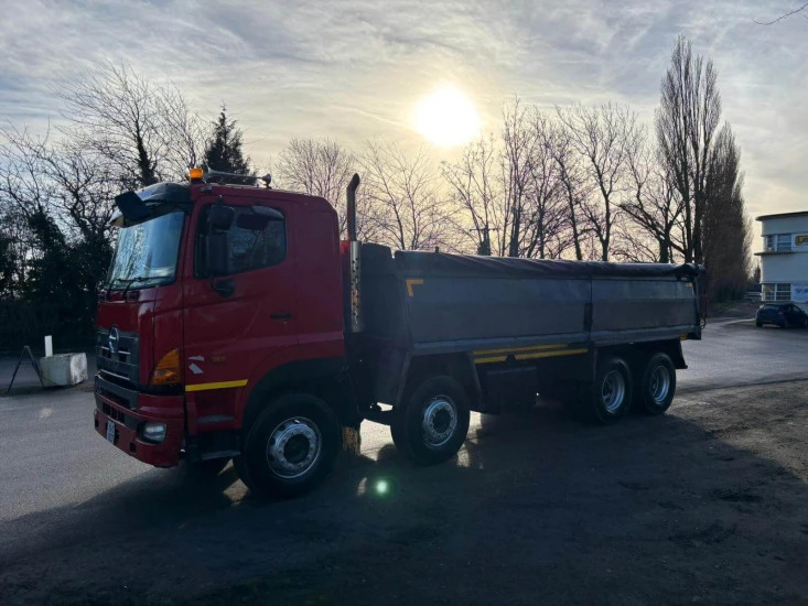 2009 Hino 700 Tipper Truck 3241 - Kipper: das Bild 5 2009 Hino 700 Tipper Truck 3241 - Kipper: das Bild 5