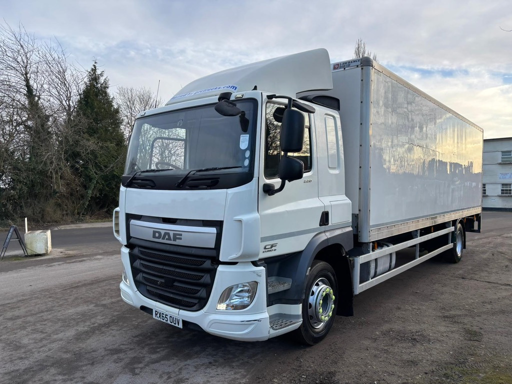 2015 DAF CF 220 Rigid Truck - Koffer LKW: das Bild 2 2015 DAF CF 220 Rigid Truck - Koffer LKW: das Bild 2