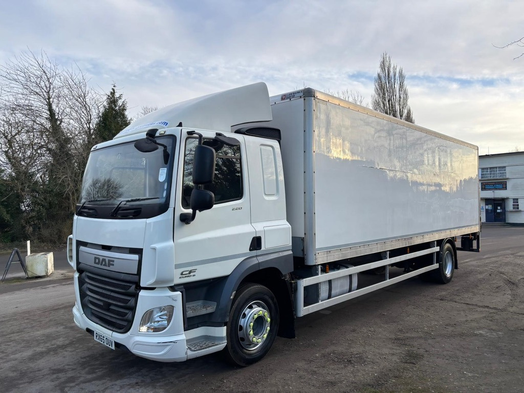 2015 DAF CF 220 Rigid Truck - Koffer LKW: das Bild 4 2015 DAF CF 220 Rigid Truck - Koffer LKW: das Bild 4