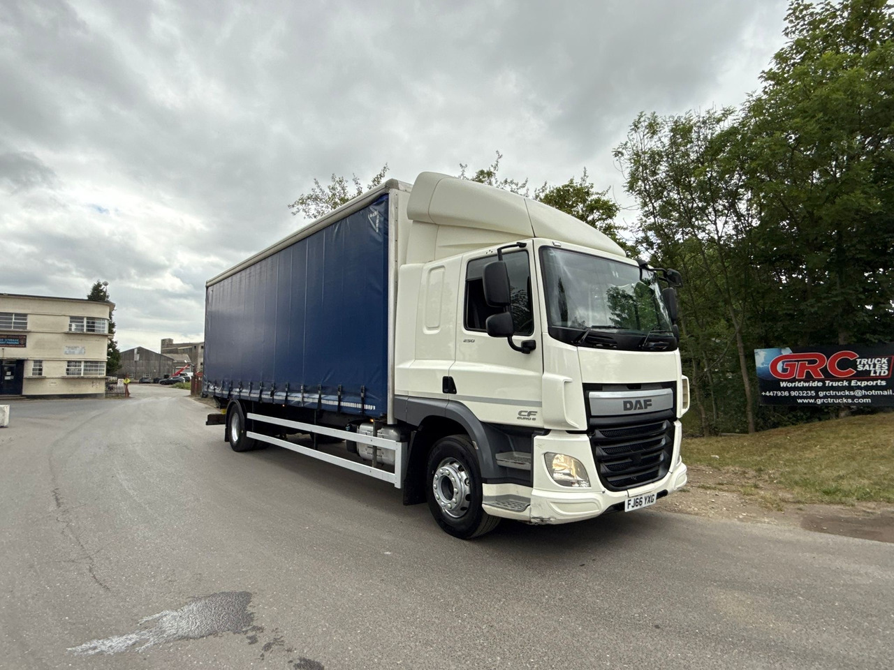 2016 DAF CF 250 Curtainside Truck - Plane LKW: das Bild 3 2016 DAF CF 250 Curtainside Truck - Plane LKW: das Bild 3