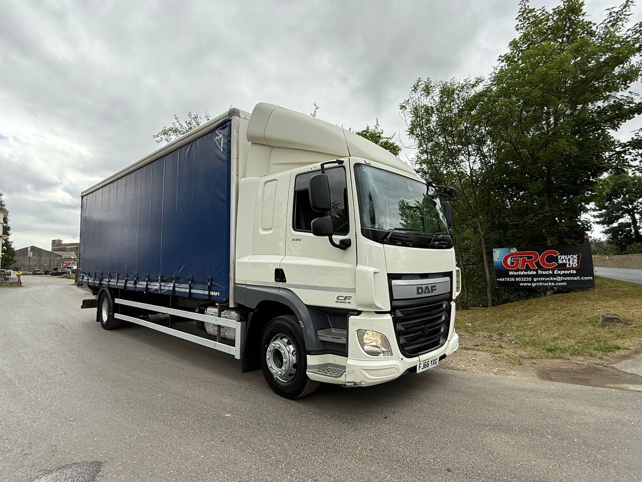 2016 DAF CF 250 Curtainside Truck - Plane LKW: das Bild 2 2016 DAF CF 250 Curtainside Truck - Plane LKW: das Bild 2