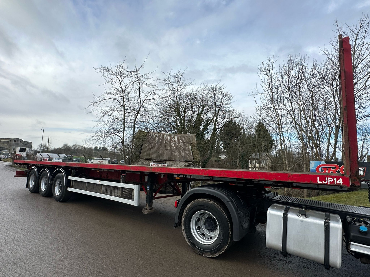 SDC triaxle Trailer - Pritschenauflieger/ Plattformauflieger: das Bild 4 SDC triaxle Trailer - Pritschenauflieger/ Plattformauflieger: das Bild 4