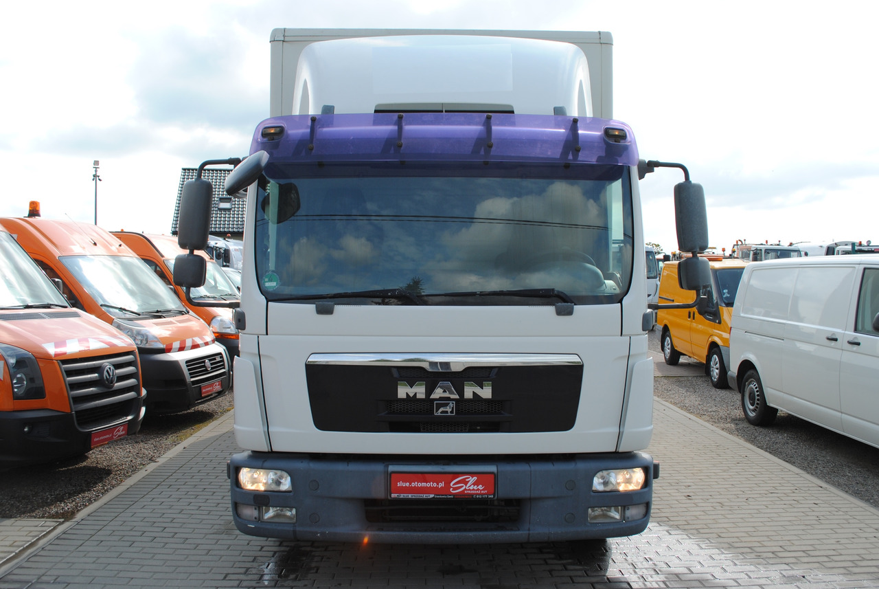 MAN TGL 8.180 - Koffer LKW: das Bild 2 MAN TGL 8.180 - Koffer LKW: das Bild 2