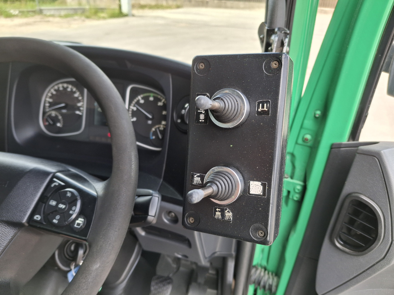 Kehrmaschine MERCEDES-BENZ Atego 1523 Zamiatarka Kehrmaschine Schmidt SK600 Karcher 2 Motoren Euro 6 PM10 Rura Do Liści: das Bild 38