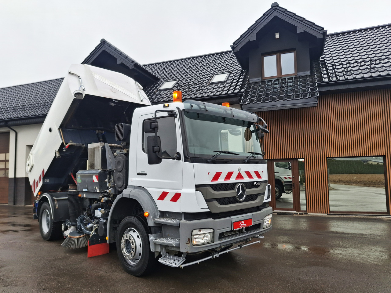 Kehrmaschine MERCEDES-BENZ Axor 1829 Zamiatarka Kehrmaschine Johnston 2 Motoren Karcher L/R: das Bild 16 Kehrmaschine MERCEDES-BENZ Axor 1829 Zamiatarka Kehrmaschine Johnston 2 Motoren Karcher L/R: das Bild 16