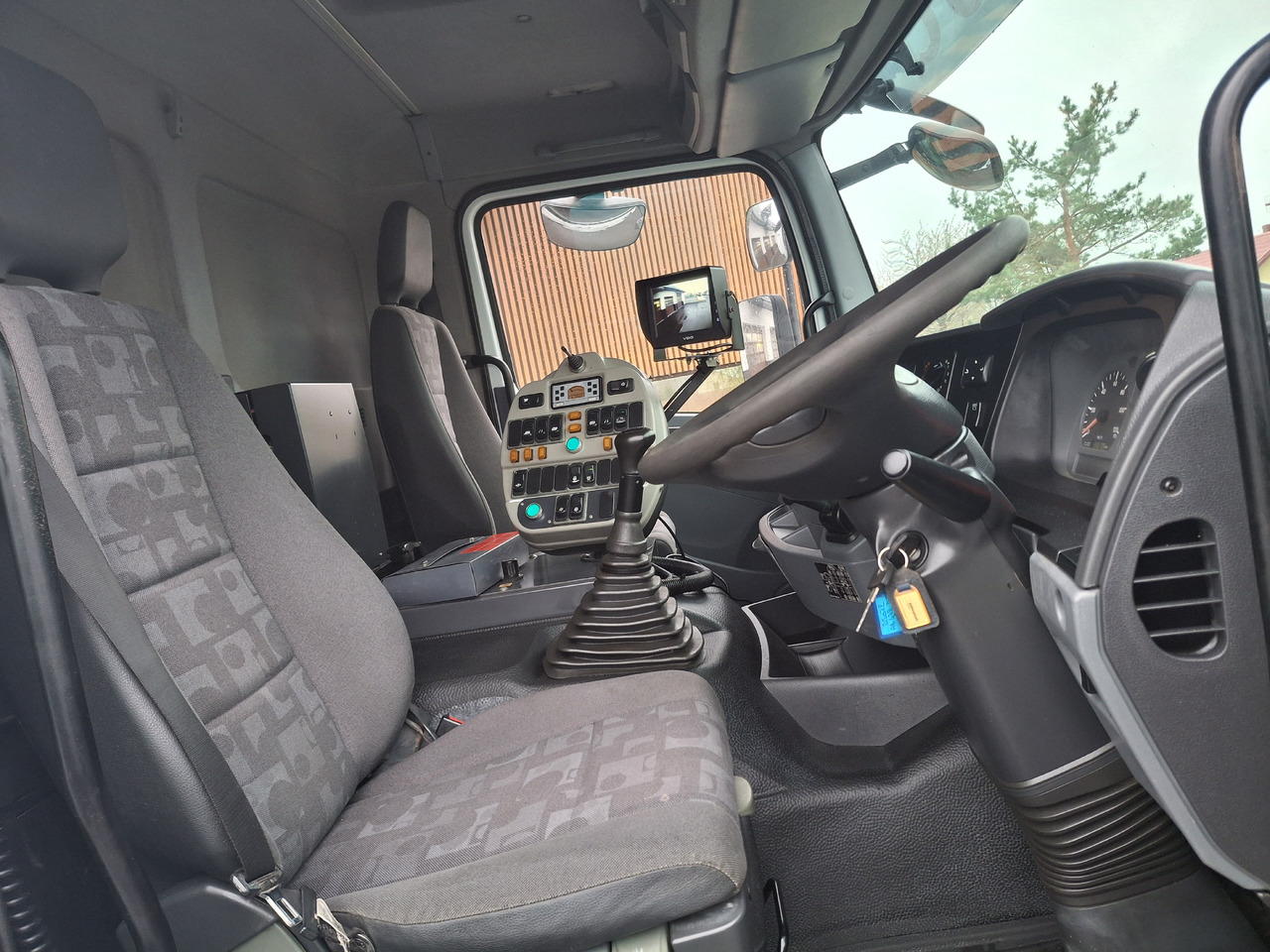 Kehrmaschine MERCEDES-BENZ Axor 1829 Zamiatarka Kehrmaschine Johnston 2 Motoren Karcher L/R: das Bild 27 Kehrmaschine MERCEDES-BENZ Axor 1829 Zamiatarka Kehrmaschine Johnston 2 Motoren Karcher L/R: das Bild 27