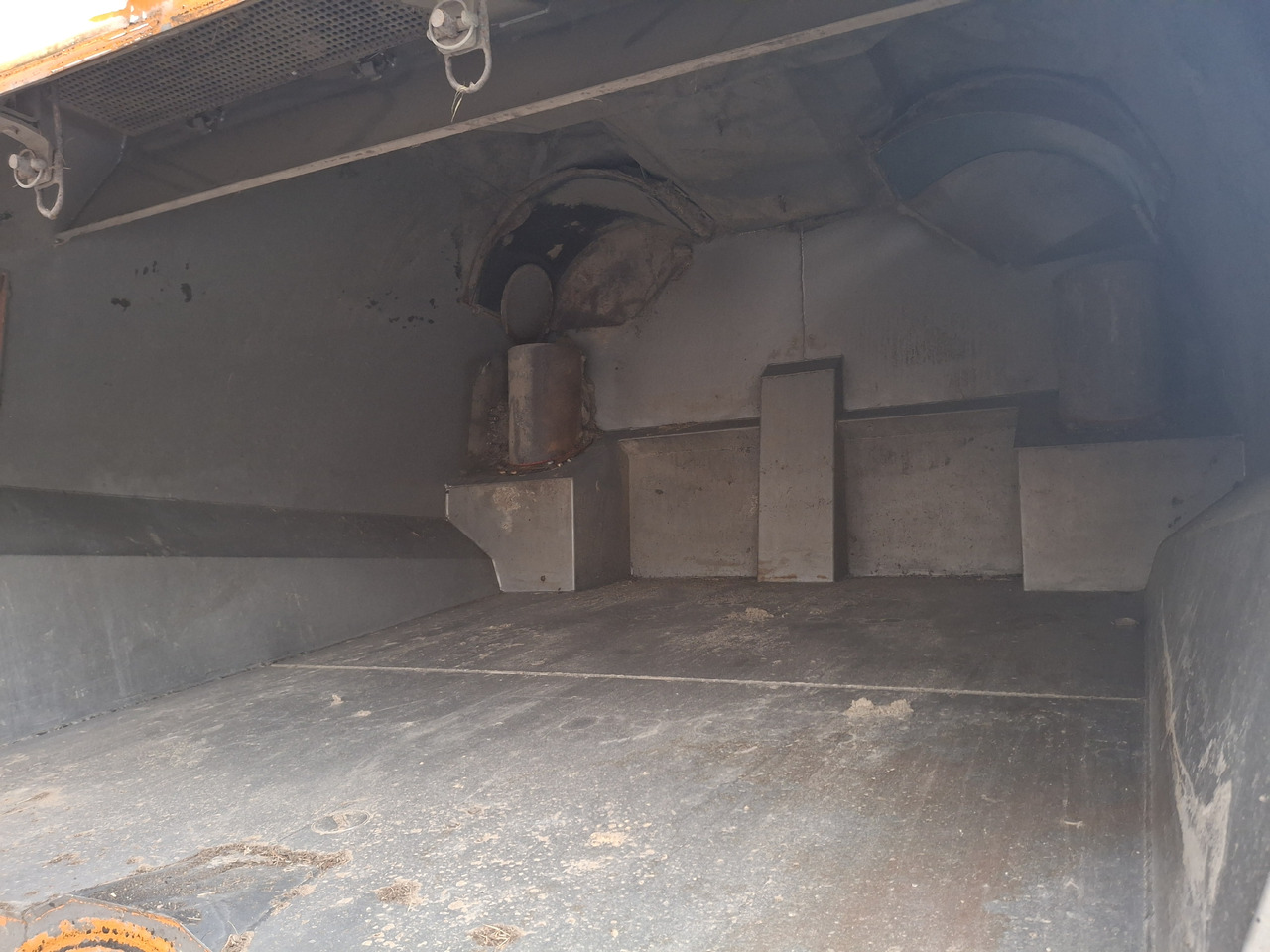 Kehrmaschine MERCEDES-BENZ Axor 1829 Zamiatarka Kehrmaschine Johnston 2 Motoren Karcher L/R: das Bild 25 Kehrmaschine MERCEDES-BENZ Axor 1829 Zamiatarka Kehrmaschine Johnston 2 Motoren Karcher L/R: das Bild 25