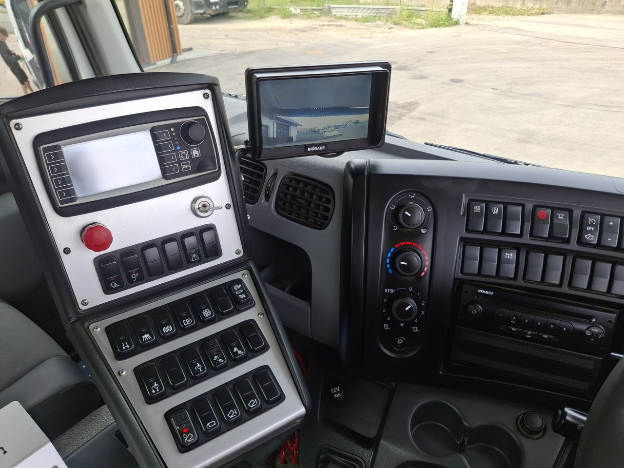 Kehrmaschine RENAULT D16 Zamiatarka Kehrmaschine FAUN Euro 6 PM10 Szczotki L/R Karcher Rura Do Liści 2 Motoren: das Bild 25