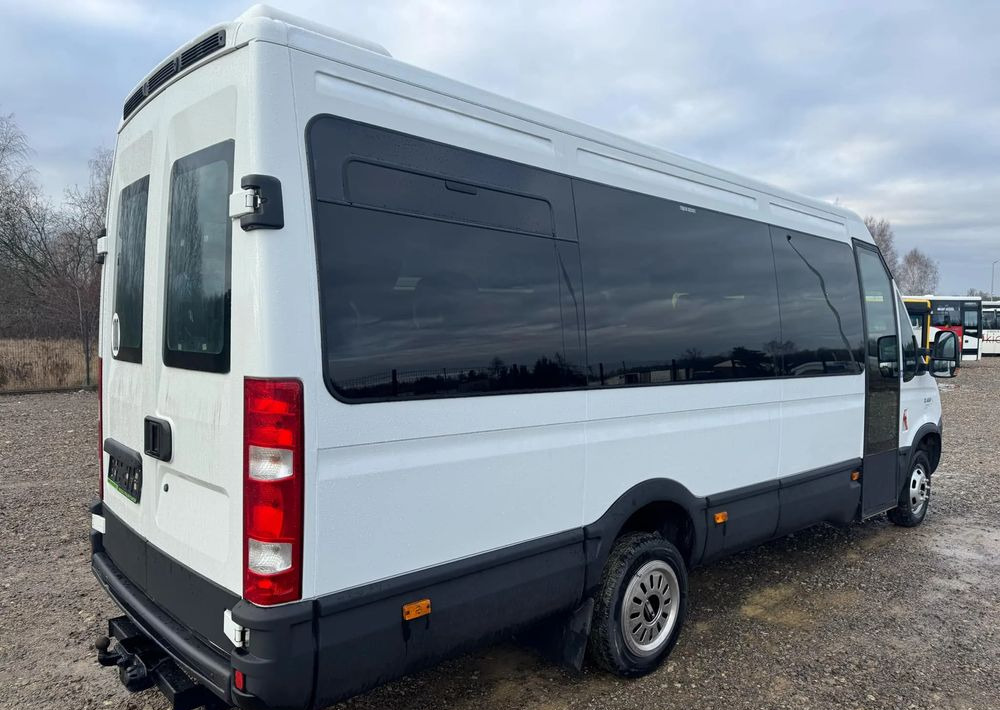 Iveco Daily - Kleinbus, Personentransporter: das Bild 4 Iveco Daily - Kleinbus, Personentransporter: das Bild 4