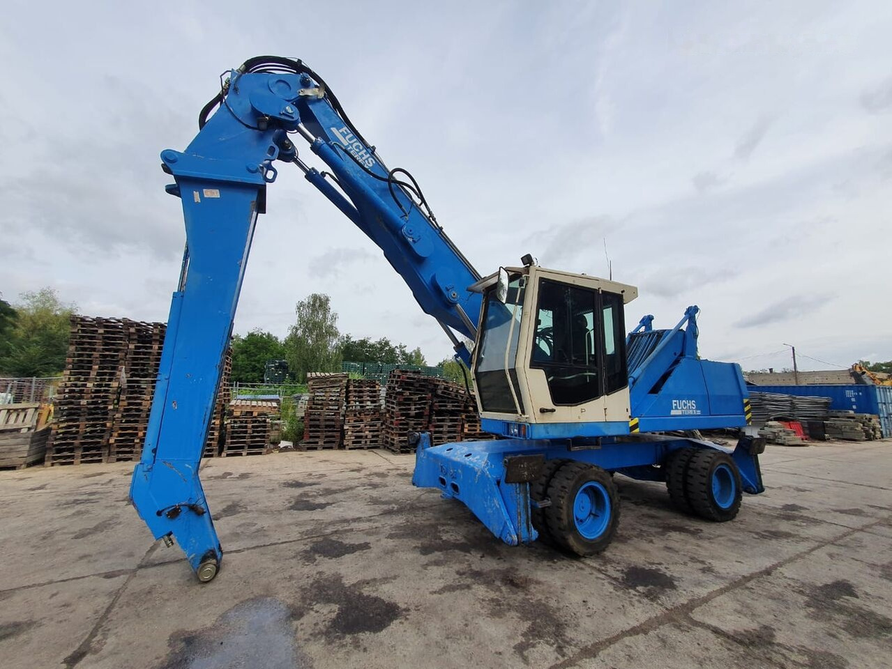 Fuchs MHL 340C FQC Generator - Umschlagbagger: das Bild 2 Fuchs MHL 340C FQC Generator - Umschlagbagger: das Bild 2