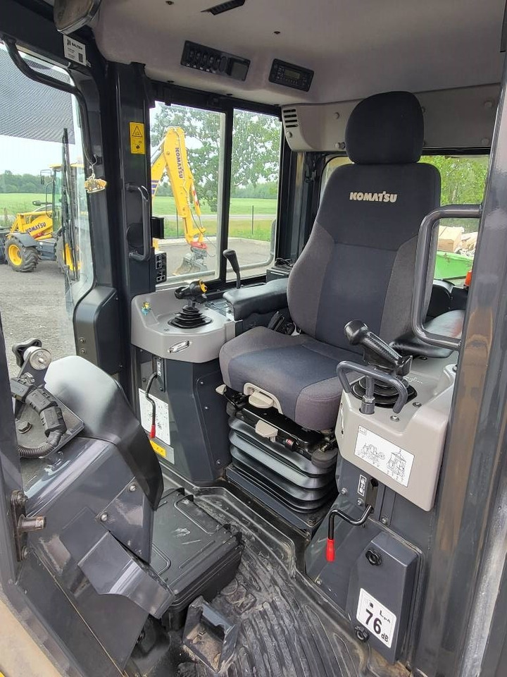 Komatsu D 51 EXi/PXi-24 - Bulldozer: das Bild 5 Komatsu D 51 EXi/PXi-24 - Bulldozer: das Bild 5