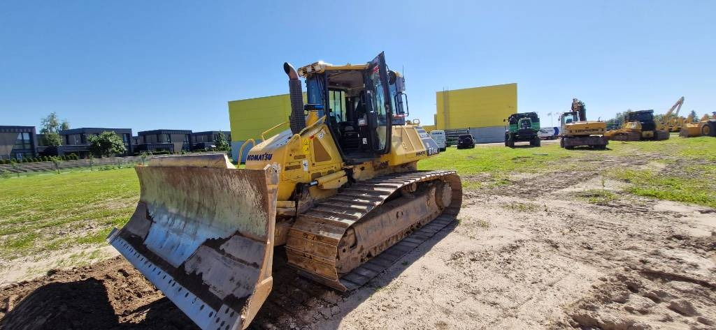 Komatsu D61PX - 24 - Bulldozer: das Bild 2 Komatsu D61PX - 24 - Bulldozer: das Bild 2