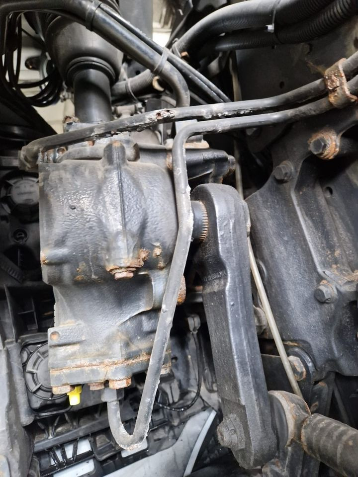 MAN TGS TGX Lenkgetriebe ZF Lenkung Steering - Lenkgetriebe für LKW: das Bild 2 MAN TGS TGX Lenkgetriebe ZF Lenkung Steering - Lenkgetriebe für LKW: das Bild 2