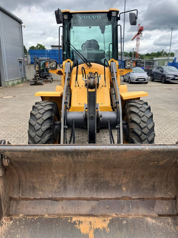 Volvo L 30 G - Radlader: das Bild 2 Volvo L 30 G - Radlader: das Bild 2