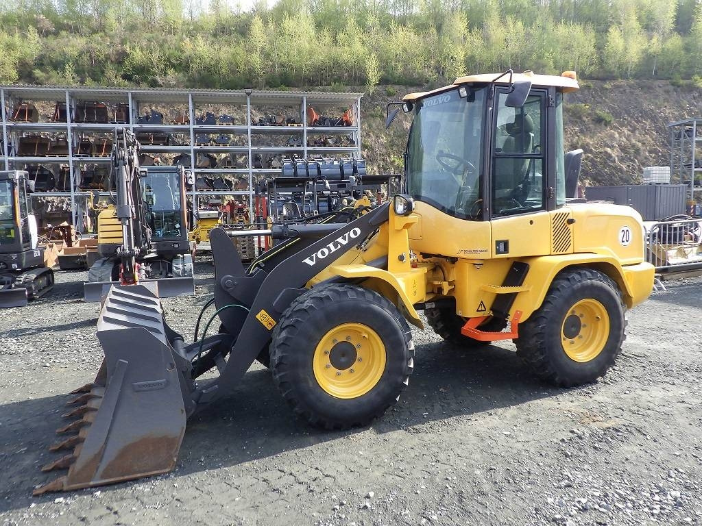 Volvo L 35 G - Radlader: das Bild 1 Volvo L 35 G - Radlader: das Bild 1