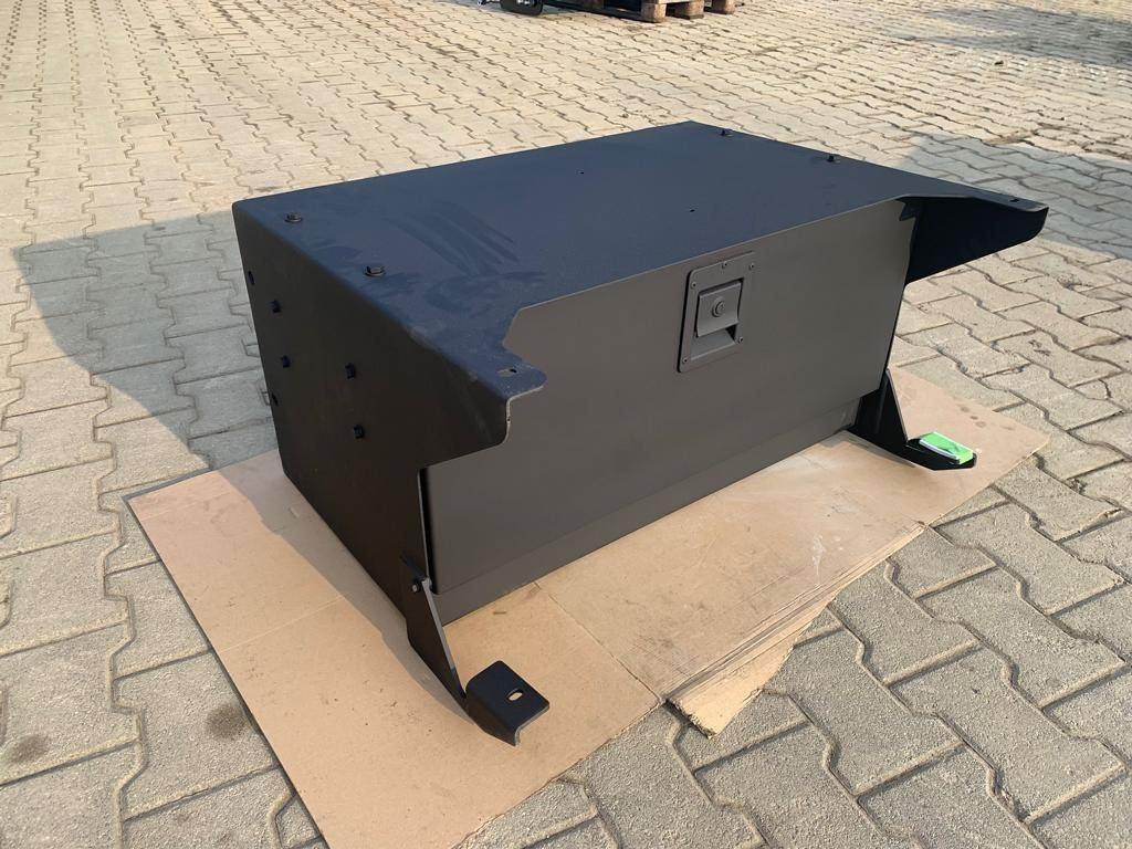 CAT 2x Staubox 556-5556 - Fahrerhaus für Baumaschine: das Bild 1 CAT 2x Staubox 556-5556 - Fahrerhaus für Baumaschine: das Bild 1
