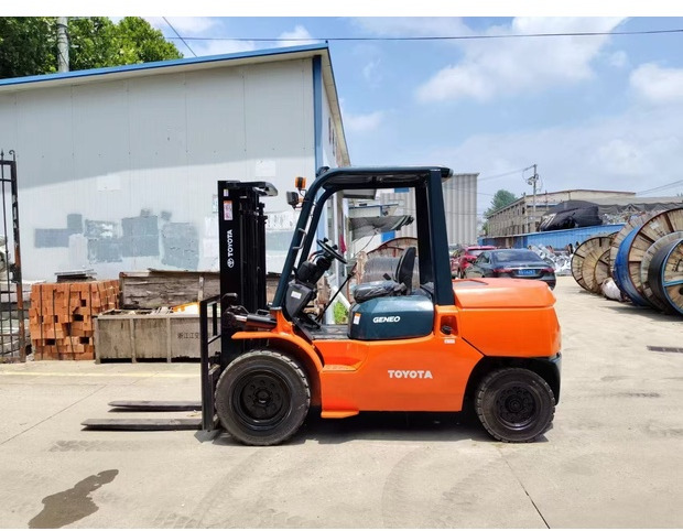 2020 Toyota FD50 - Gabelstapler: das Bild 2 2020 Toyota FD50 - Gabelstapler: das Bild 2