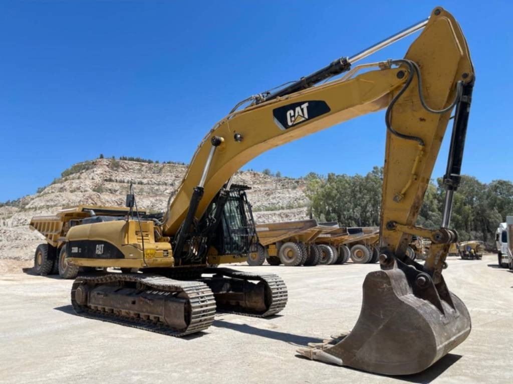 CAT 330 D LN - Kettenbagger: das Bild 4 CAT 330 D LN - Kettenbagger: das Bild 4