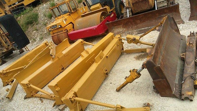 CAT D7E, D7F, D7G - Planierschild für Baumaschine: das Bild 3 CAT D7E, D7F, D7G - Planierschild für Baumaschine: das Bild 3