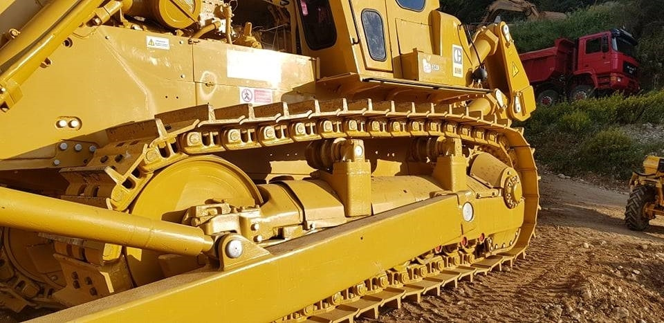 Bulldozer CAT D9G: das Bild 12 Bulldozer CAT D9G: das Bild 12