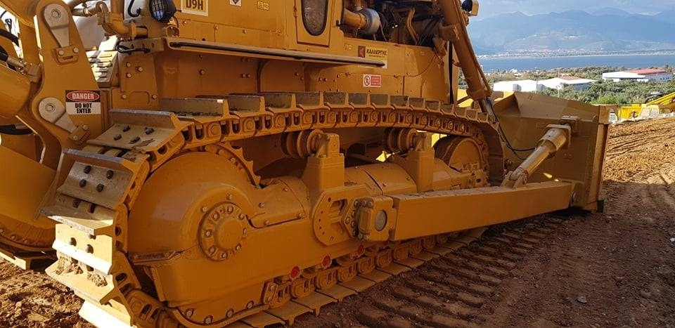 Bulldozer CAT D9G: das Bild 21 Bulldozer CAT D9G: das Bild 21