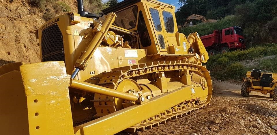 Bulldozer CAT D9G: das Bild 6 Bulldozer CAT D9G: das Bild 6