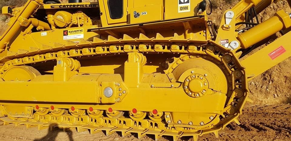 Bulldozer CAT D9G: das Bild 10 Bulldozer CAT D9G: das Bild 10