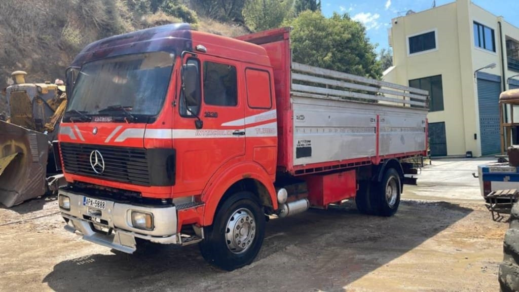 Mercedes-Benz 1638 - Pritsche LKW: das Bild 2 Mercedes-Benz 1638 - Pritsche LKW: das Bild 2