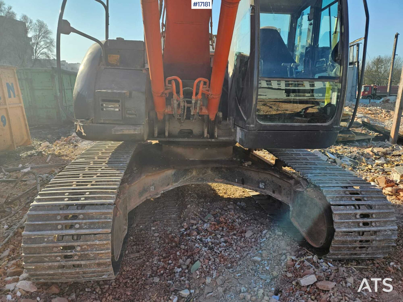 Hydraulic excavator Hitachi ZX225 LC (2013) - Kettenbagger: das Bild 5 Hydraulic excavator Hitachi ZX225 LC (2013) - Kettenbagger: das Bild 5