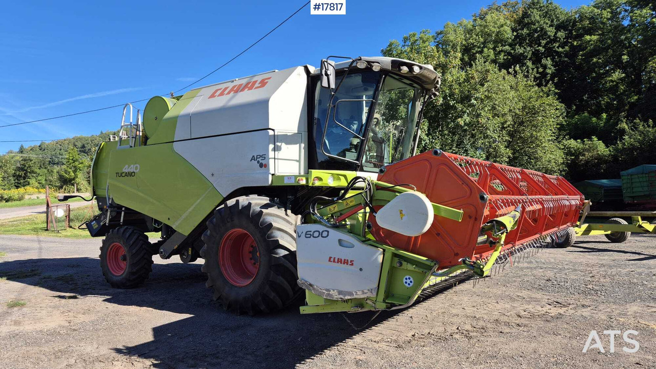 Mähdrescher Kombajn zbożowy CLAAS TUCANO 440 (2015): das Bild 7