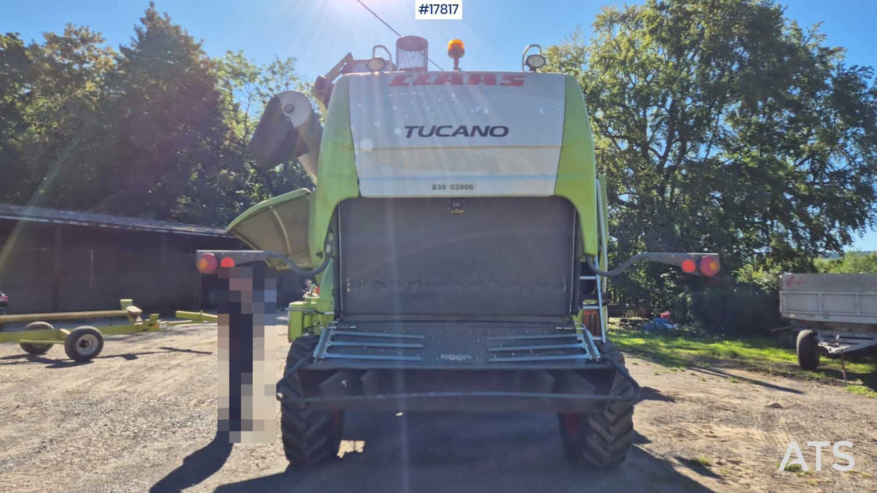 Mähdrescher Kombajn zbożowy CLAAS TUCANO 440 (2015): das Bild 11