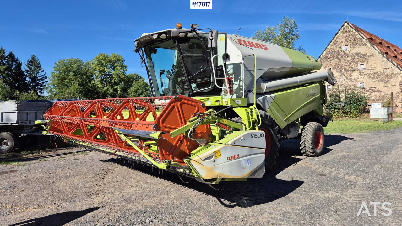 Kombajn zbożowy CLAAS TUCANO 440 (2015) - Mähdrescher: das Bild 1 Kombajn zbożowy CLAAS TUCANO 440 (2015) - Mähdrescher: das Bild 1
