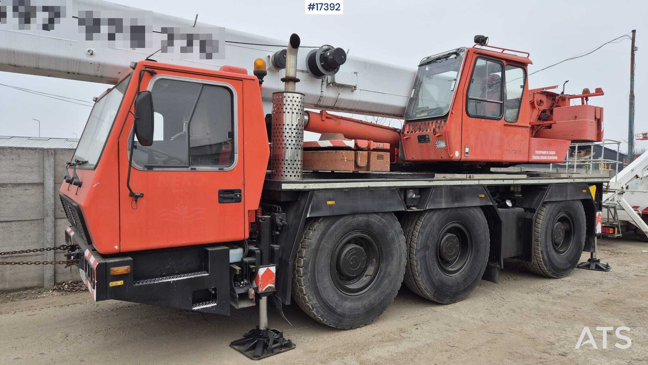 Mobile Crane GROVE GMK 3050 (2001) - Mobilkran: das Bild 5 Mobile Crane GROVE GMK 3050 (2001) - Mobilkran: das Bild 5