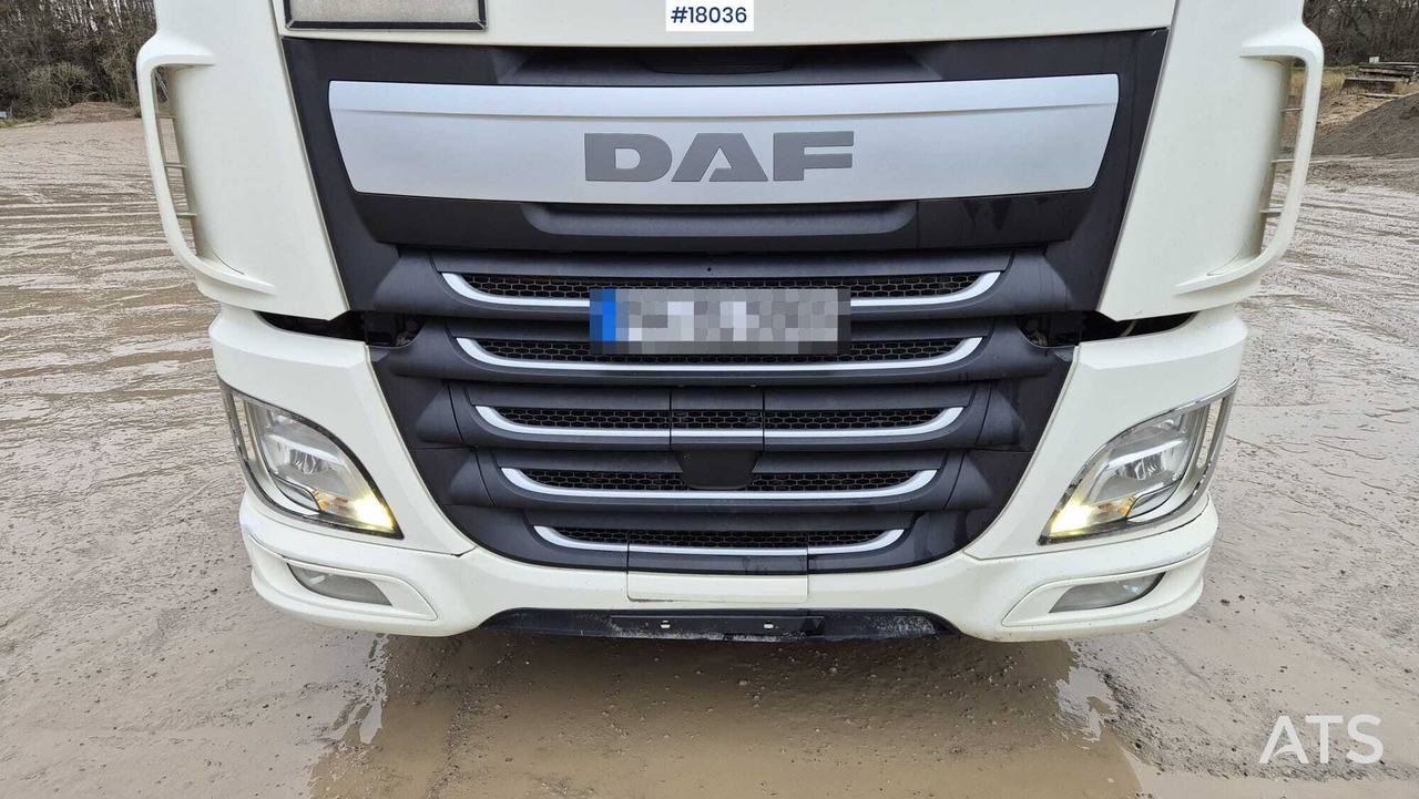 DAF XF 440 FT tractor unit (2017) Tipping hydraulics. - Sattelzugmaschine: das Bild 4 DAF XF 440 FT tractor unit (2017) Tipping hydraulics. - Sattelzugmaschine: das Bild 4