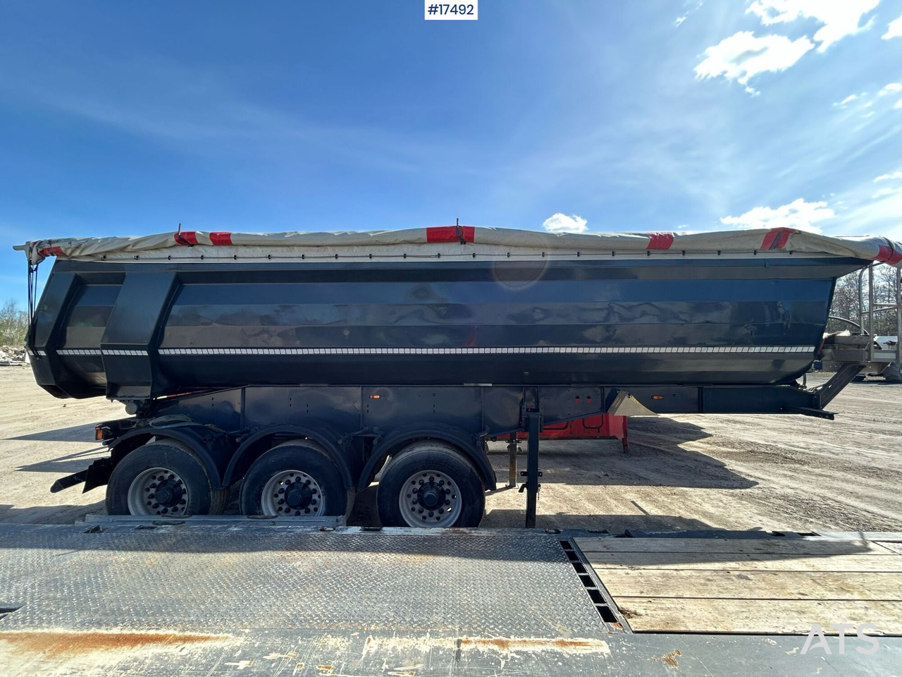 Semi-trailer truck, tipper SCHWARZMULLER K-serie (2013) - Kipper Auflieger: das Bild 1 Semi-trailer truck, tipper SCHWARZMULLER K-serie (2013) - Kipper Auflieger: das Bild 1
