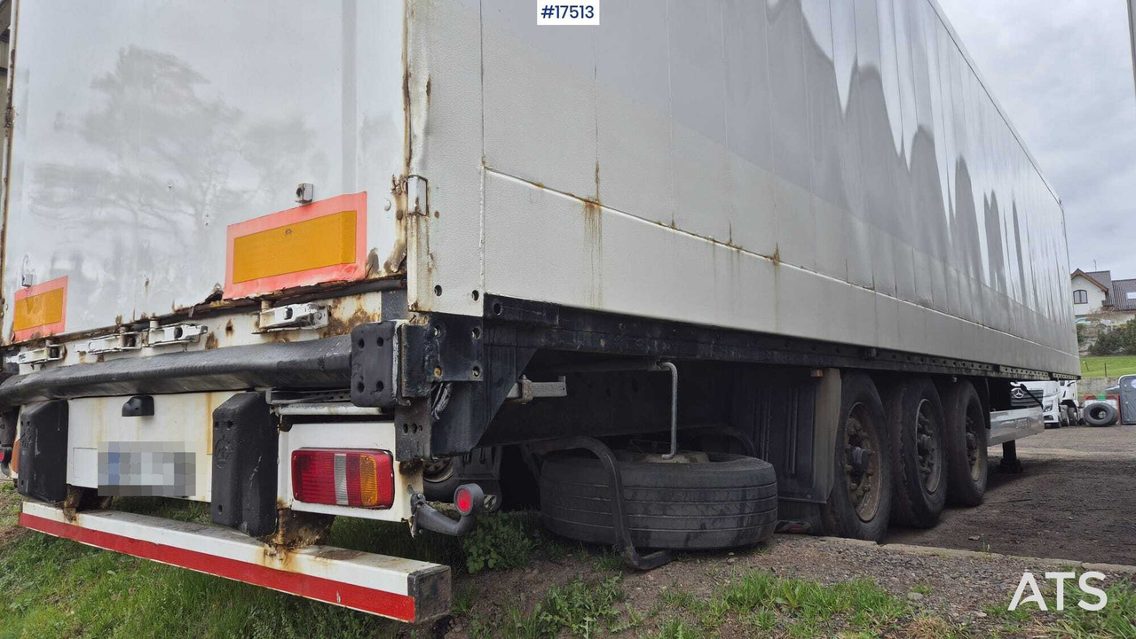 Truck semi-trailer, isothermal KRONE SD (2008) - Planenauflieger: das Bild 5 Truck semi-trailer, isothermal KRONE SD (2008) - Planenauflieger: das Bild 5