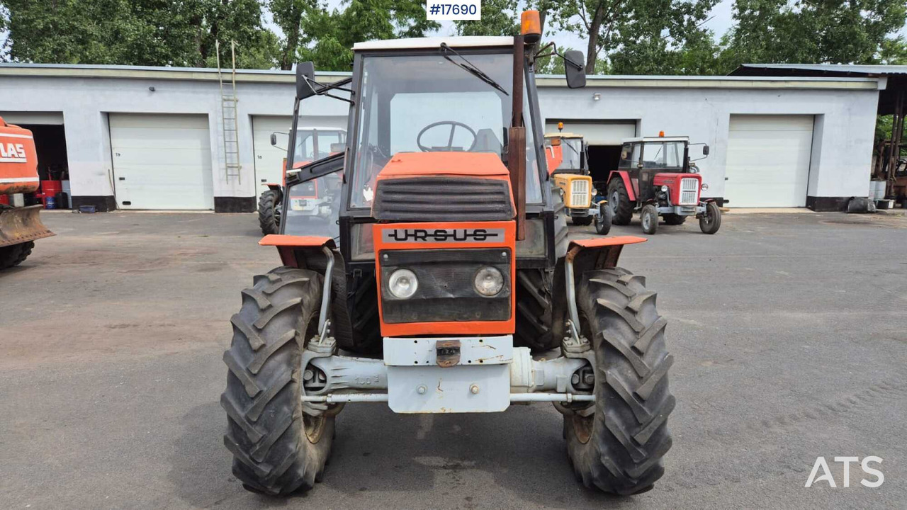 URSUS 914 tractor (1989) - Traktor: das Bild 2 URSUS 914 tractor (1989) - Traktor: das Bild 2