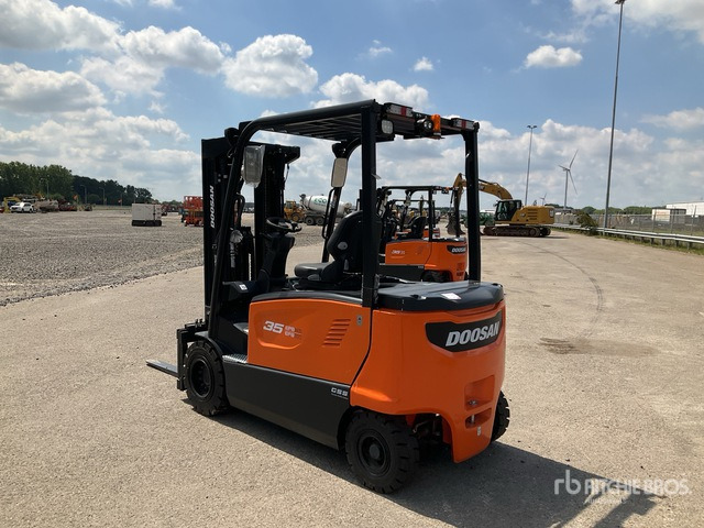 2024 Doosan B35X-7 PLUS (Unused) Electric Forklift - Elektrostapler: das Bild 3 2024 Doosan B35X-7 PLUS (Unused) Electric Forklift - Elektrostapler: das Bild 3