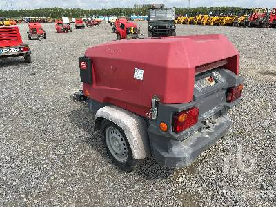 ATLAS COPCO XAS38 Mobile - Luftkompressor: das Bild 2 ATLAS COPCO XAS38 Mobile - Luftkompressor: das Bild 2