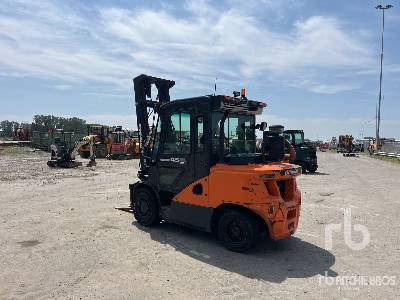 DOOSAN D45SC-7 - Gabelstapler: das Bild 2 DOOSAN D45SC-7 - Gabelstapler: das Bild 2