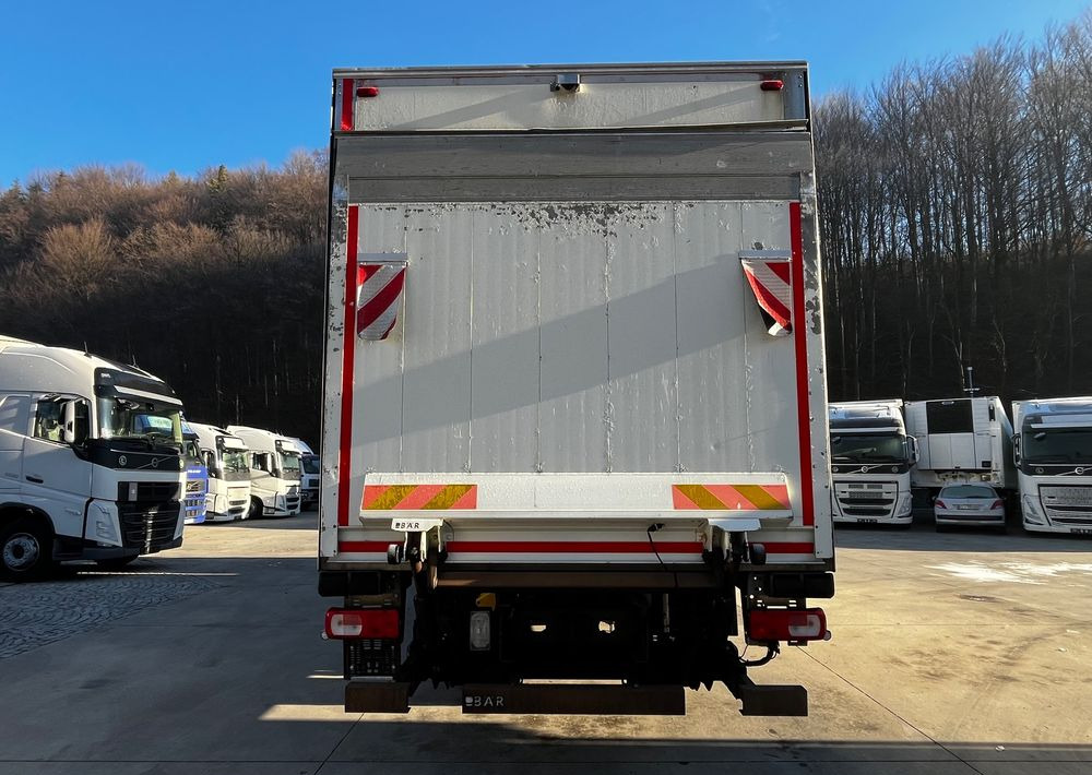 DAF CF 370 // 2017 Rok // 4x2 // Chłodnia Carrier Supra 1150 // Kabina Sypialna // Winda // - Kühlkoffer LKW: das Bild 5 DAF CF 370 // 2017 Rok // 4x2 // Chłodnia Carrier Supra 1150 // Kabina Sypialna // Winda // - Kühlkoffer LKW: das Bild 5