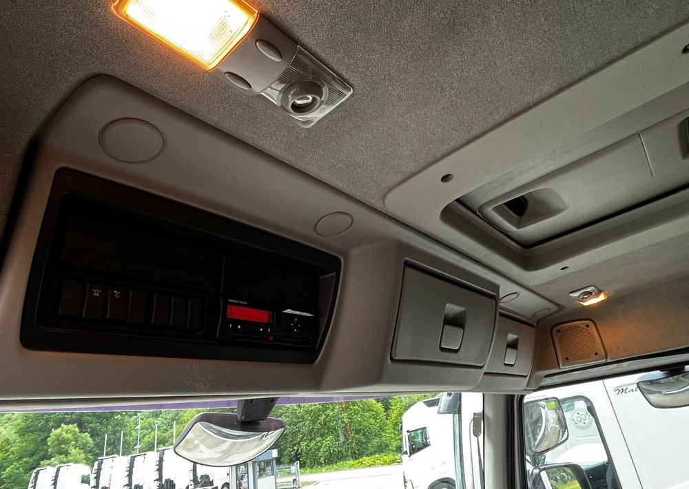 Renault Kerax 380 EEV // Skrzynia Burtowa // HIAB XS166 Hipro + Radio // Zwolnice // // - Pritsche LKW, Autokran: das Bild 4 Renault Kerax 380 EEV // Skrzynia Burtowa // HIAB XS166 Hipro + Radio // Zwolnice // // - Pritsche LKW, Autokran: das Bild 4