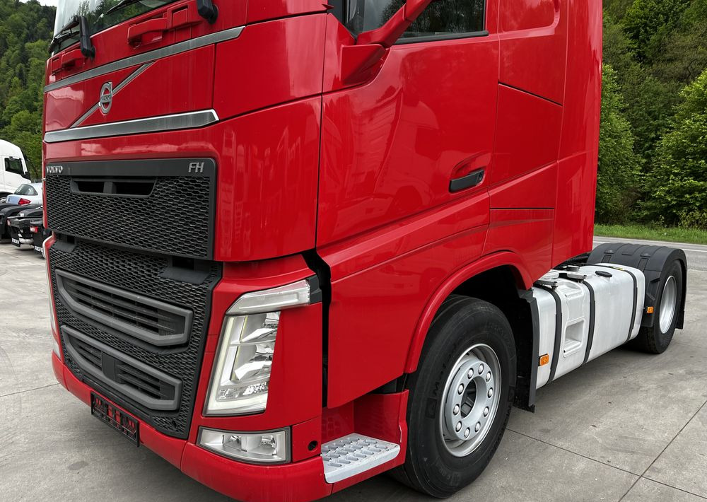 Volvo FH // Standard // 2018 // Duże zbiorniki // Klima postojowa // Radary // Idealny ! - Sattelzugmaschine: das Bild 5 Volvo FH // Standard // 2018 // Duże zbiorniki // Klima postojowa // Radary // Idealny ! - Sattelzugmaschine: das Bild 5