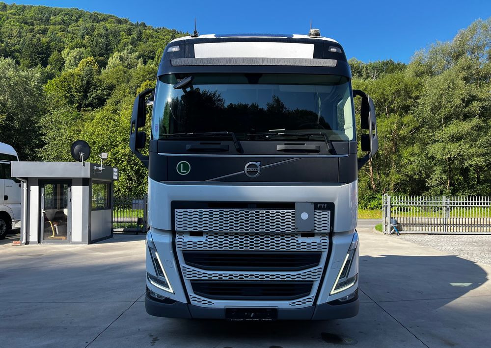 Volvo FH500 // XL //Standard // Parkclima // Full Led // Duże zbiorniki // Video !!! - Sattelzugmaschine: das Bild 2 Volvo FH500 // XL //Standard // Parkclima // Full Led // Duże zbiorniki // Video !!! - Sattelzugmaschine: das Bild 2