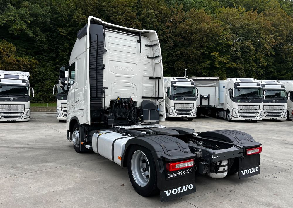 Volvo FH500 // Zamiana na starszy //New Face // Low Deck // Full Led // ACC // Globe XL // ParkClima // Zamiana za starszy - Sattelzugmaschine: das Bild 3 Volvo FH500 // Zamiana na starszy //New Face // Low Deck // Full Led // ACC // Globe XL // ParkClima // Zamiana za starszy - Sattelzugmaschine: das Bild 3