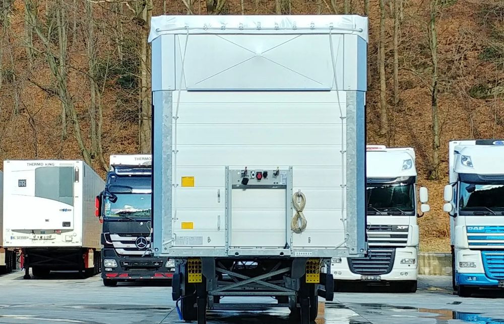 Schmitz Cargobull VARIOS - Planenauflieger: das Bild 5 Schmitz Cargobull VARIOS - Planenauflieger: das Bild 5