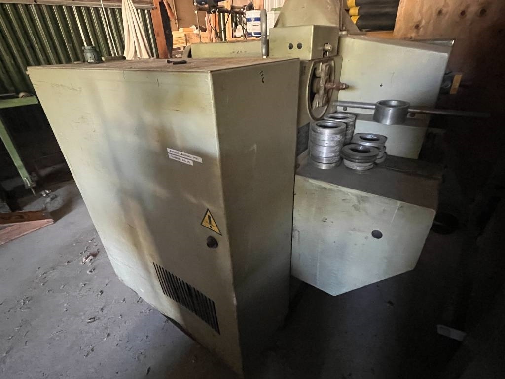 Annet SCM M3 Automatic multiblade rip saw - Holzbearbeitungsmaschine: das Bild 3 Annet SCM M3 Automatic multiblade rip saw - Holzbearbeitungsmaschine: das Bild 3