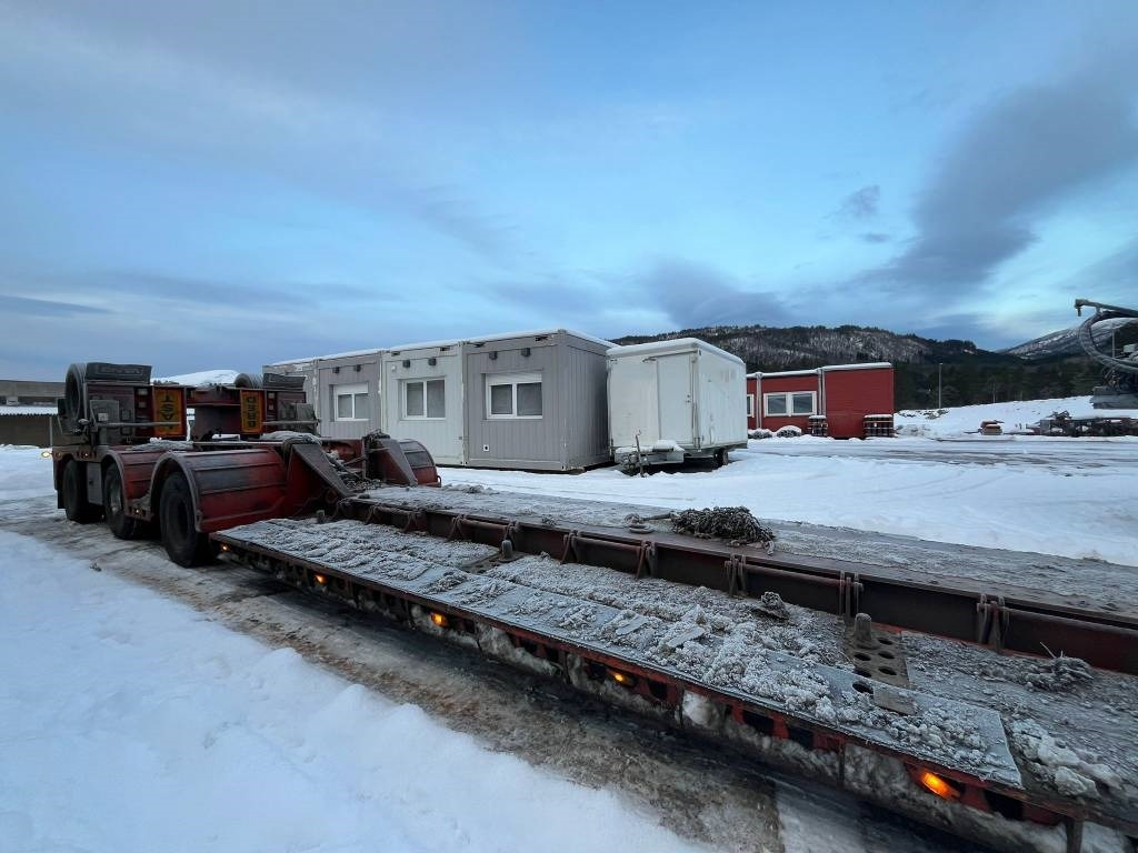 Vang ATHLS 3+1 Volvo FH16 750 Heavy Haul 8x2 - Tieflader Auflieger: das Bild 3 Vang ATHLS 3+1 Volvo FH16 750 Heavy Haul 8x2 - Tieflader Auflieger: das Bild 3